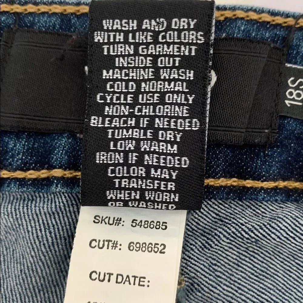 Torrid Denim Women's Dark Wash Skinny Stretch Jeans Size 18 S